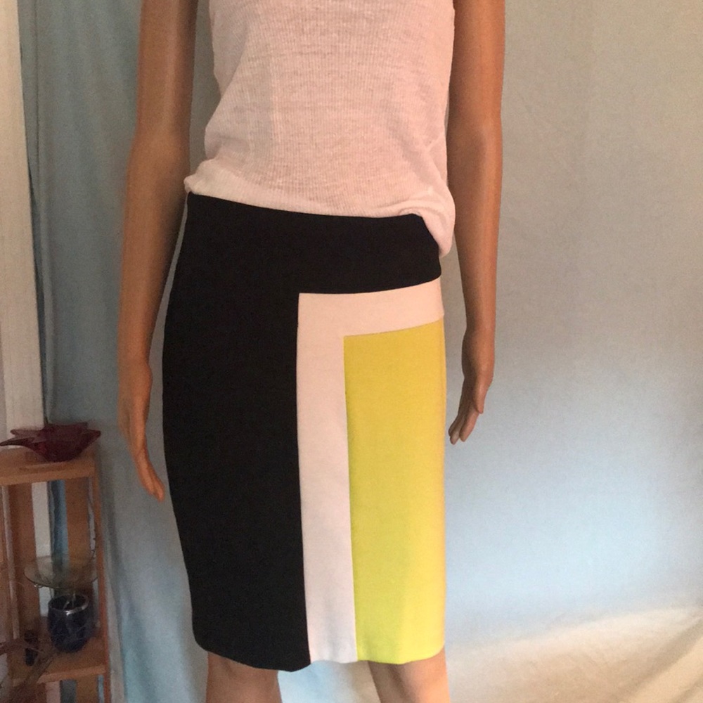 Merona patch look stretch extensible skirt